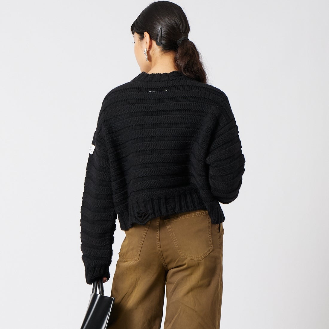 MM6 Maison Margiela [エムエムシックス メゾン マルジェラ] ウールセーター [S52HL0031-M13040] 900 BLACK &&モデル身長：162cm 着用サイズ：M&&