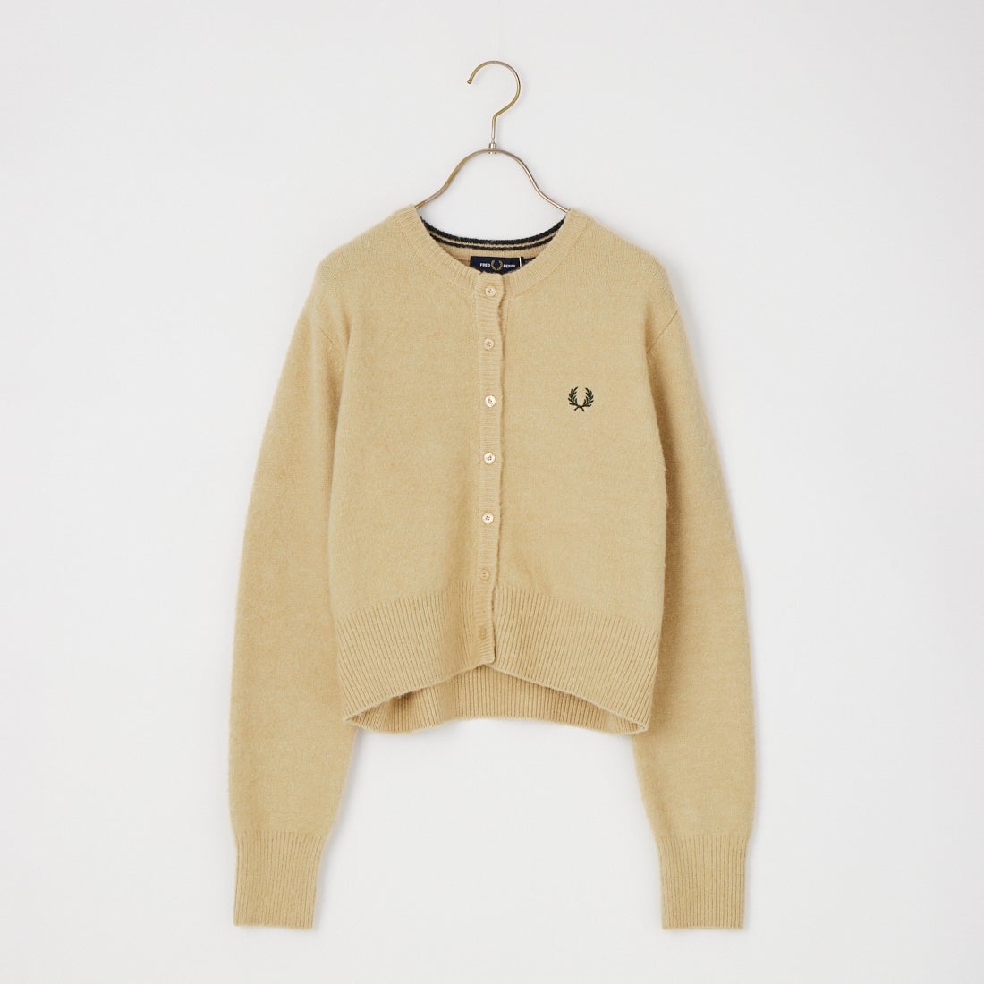 FRED PERRY [フレッドペリー] 別注 ワンポイントロゴ刺繍 クロップド丈シャギーニットカーディガン [FPW-26A-008-JF] OATMEAL
