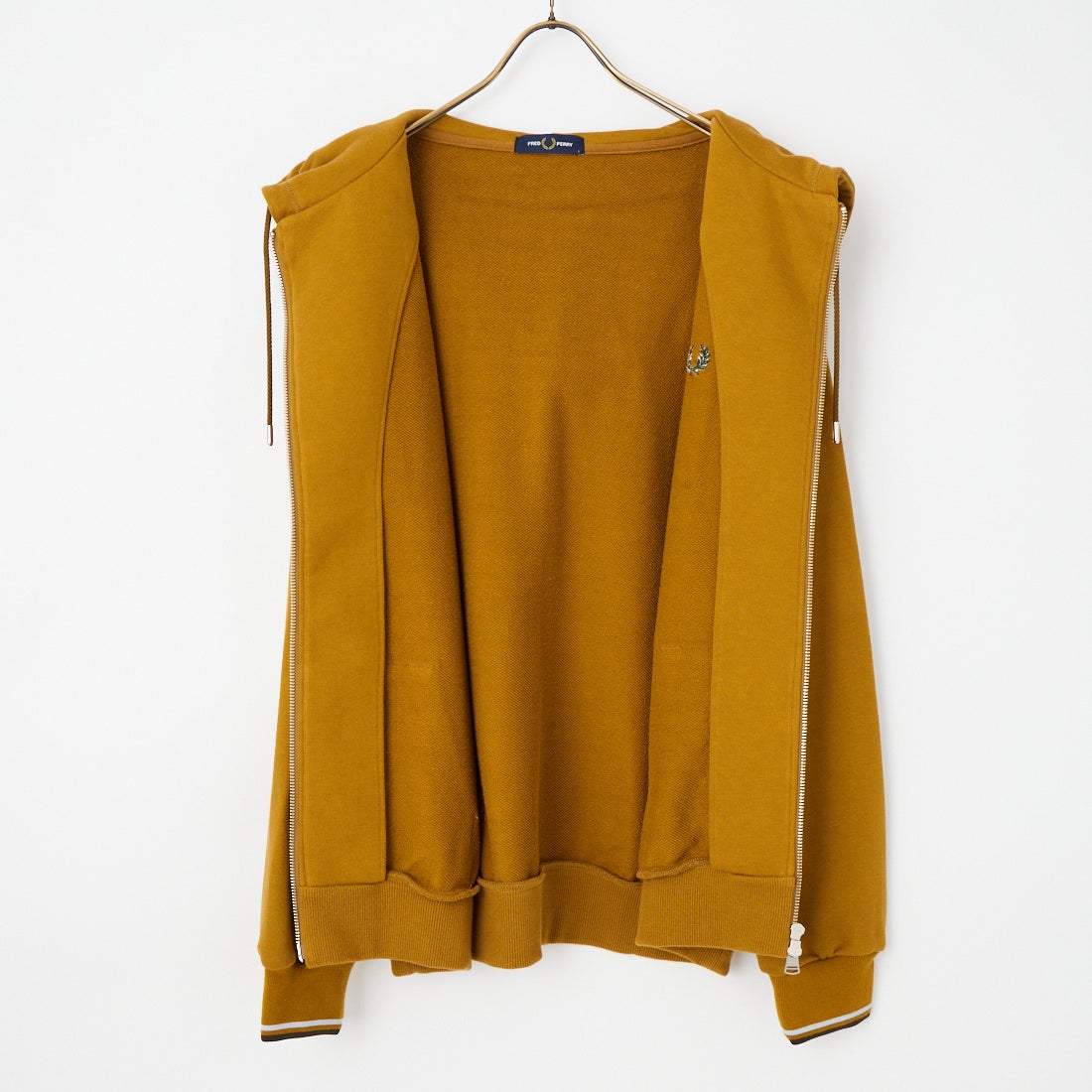 FRED PERRY [フレッドペリー] 別注 フードロゴ刺繍スウェットジップパーカー [FPM-26A-011JF] DARK CARAM