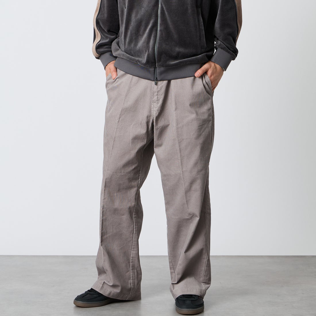 L.GREY&&モデル身長：177cm 着用サイズ：L&&