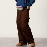 BROWN&&モデル身長：175cm 着用サイズ：L&&