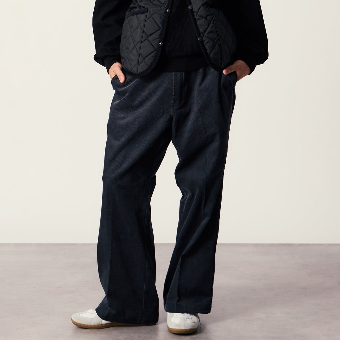 GREY&&モデル身長：175cm 着用サイズ：L&&