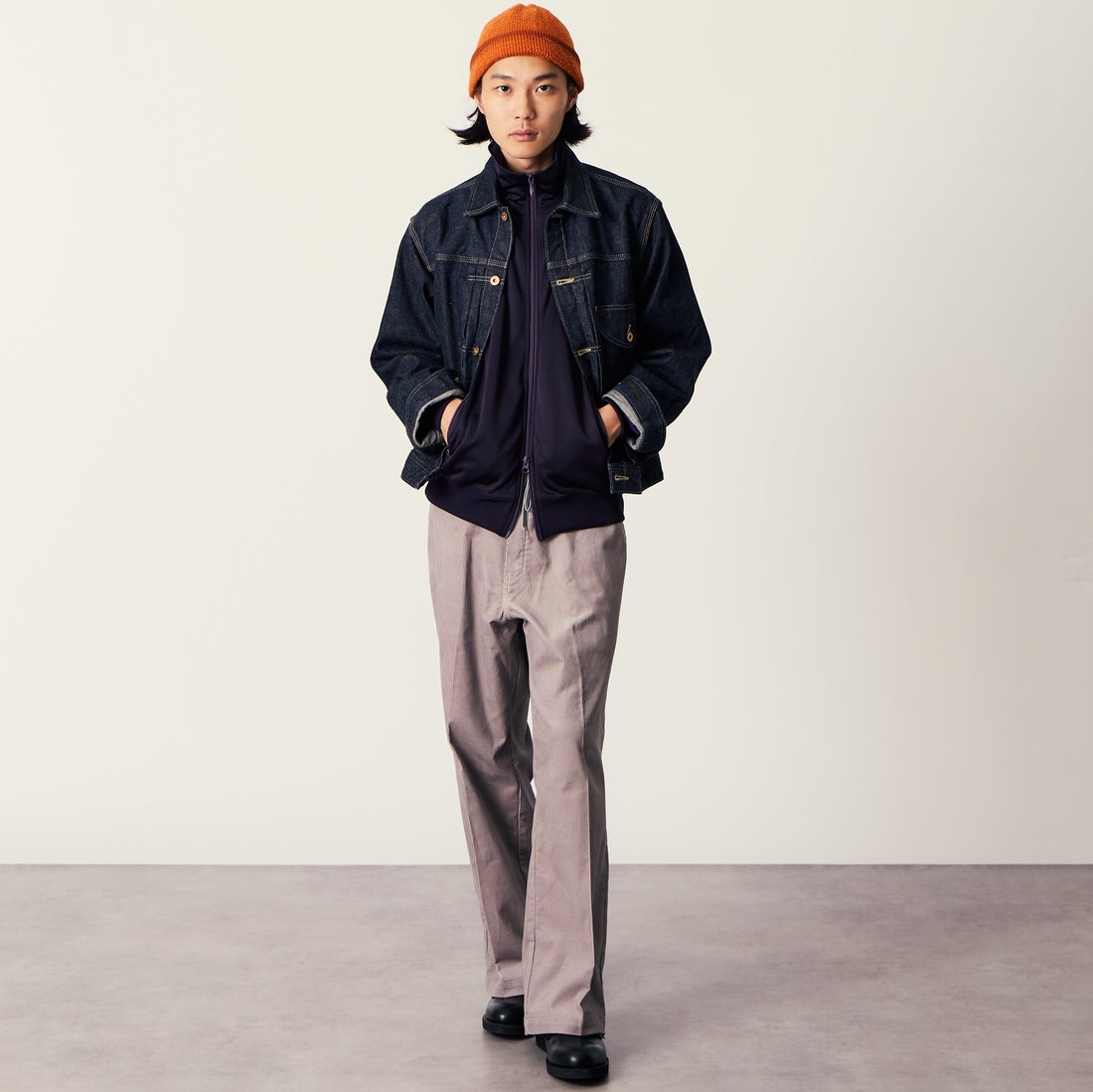 Dickies [ディッキーズ] 別注 コーデュロイグランパパンツ [263M401IN01-JF] L.GREY &&モデル身長：175cm 着用サイズ：L&&