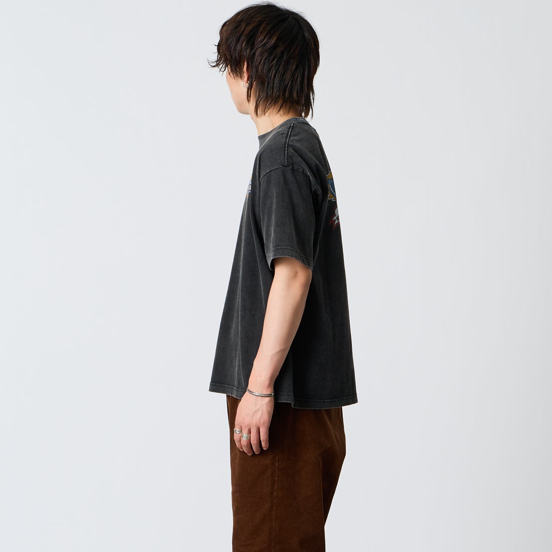 The Endless Summer [エンドレスサマー] ヴィンテージバイカー ビッグシルエットTシャツ [G-26574314] 01 BLACK &&モデル身長：177cm 着用サイズ：M&&
