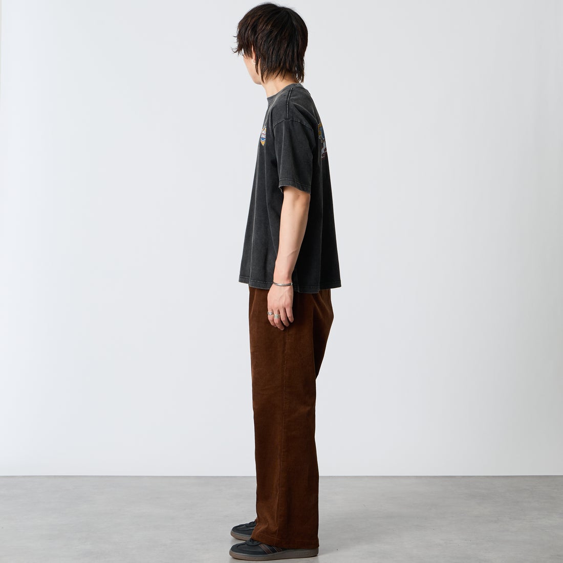 The Endless Summer [エンドレスサマー] ヴィンテージバイカー ビッグシルエットTシャツ [G-26574314] 01 BLACK &&モデル身長：177cm 着用サイズ：M&&
