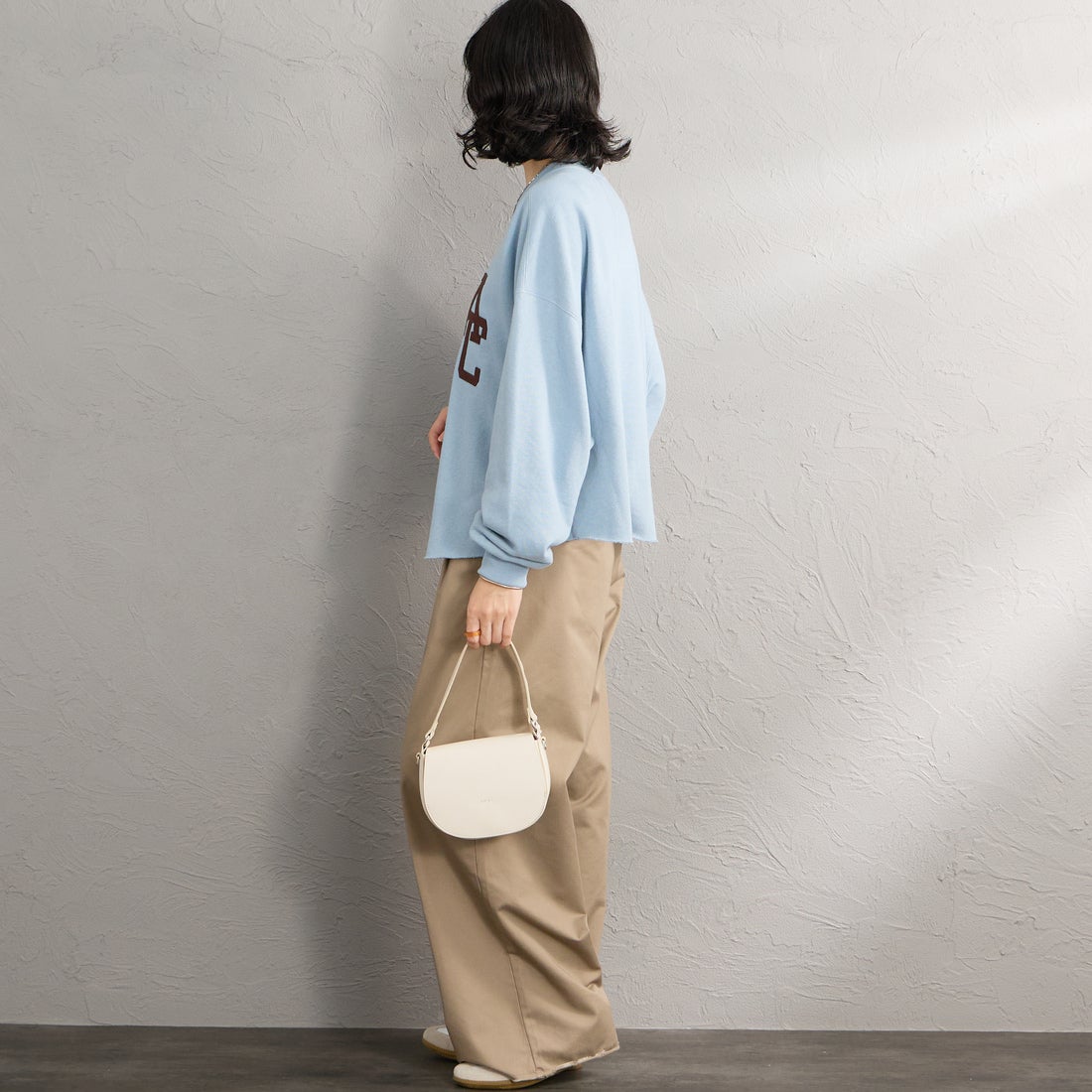 Americana × JEANS FACTORY [アメリカーナ × ジーンズファクトリー] 別注 AC ワッペン カットオフスウェット [ASO-899-2-JF] ﾌﾞﾙｰｸﾞﾚｰ &&モデル身長：162cm 着用サイズ：ONE SIZE&&