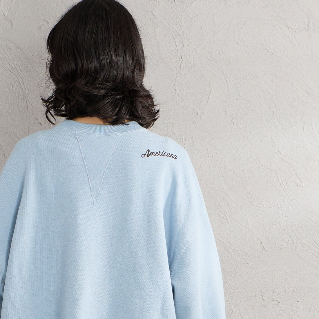 Americana × JEANS FACTORY [アメリカーナ × ジーンズファクトリー] 別注 AC ワッペン カットオフスウェット [ASO-899-2-JF] ﾌﾞﾙｰｸﾞﾚｰ &&モデル身長：162cm 着用サイズ：ONE SIZE&&