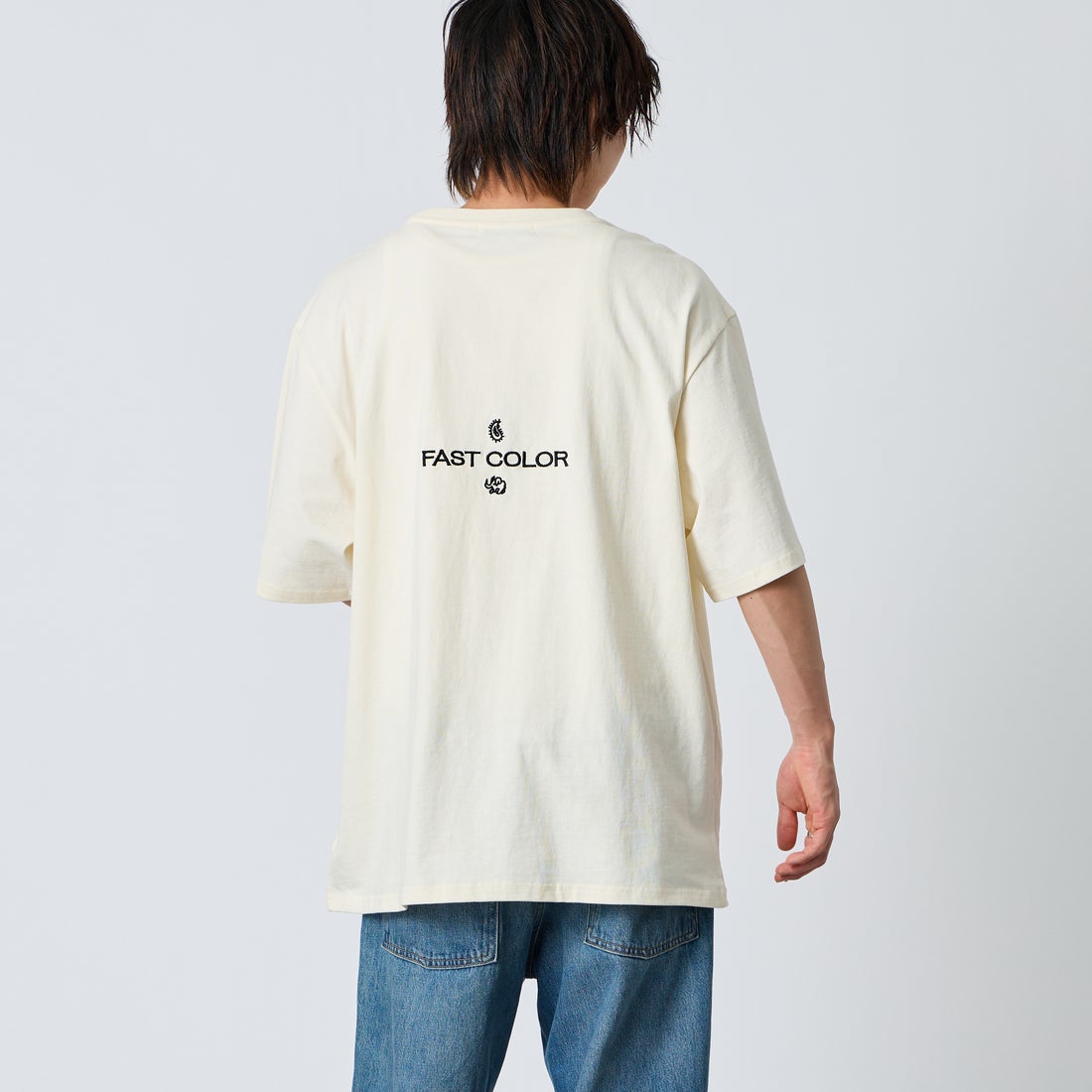 ELEPHANT [エレファント] 別注 バックロゴ刺繍Tシャツ [26PK-C003-JF] WHITE &&モデル身長：177cm 着用サイズ：XL&&
