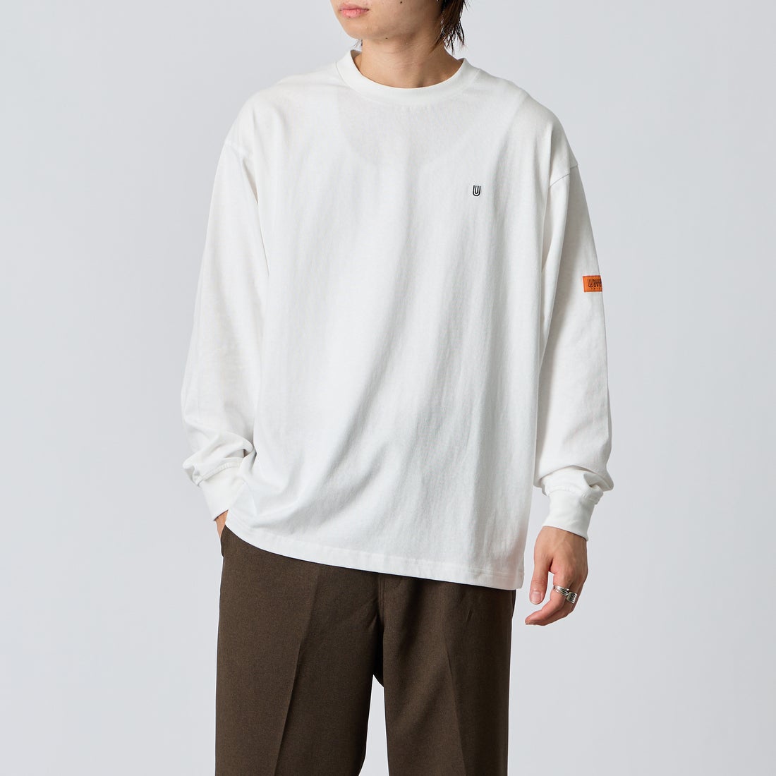 WHITE&&モデル身長：177cm 着用サイズ：L&&