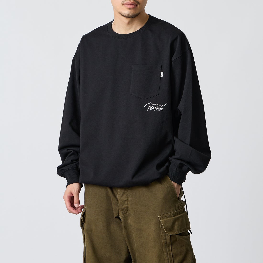 BLACK&&モデル身長：168cm 着用サイズ：L&&