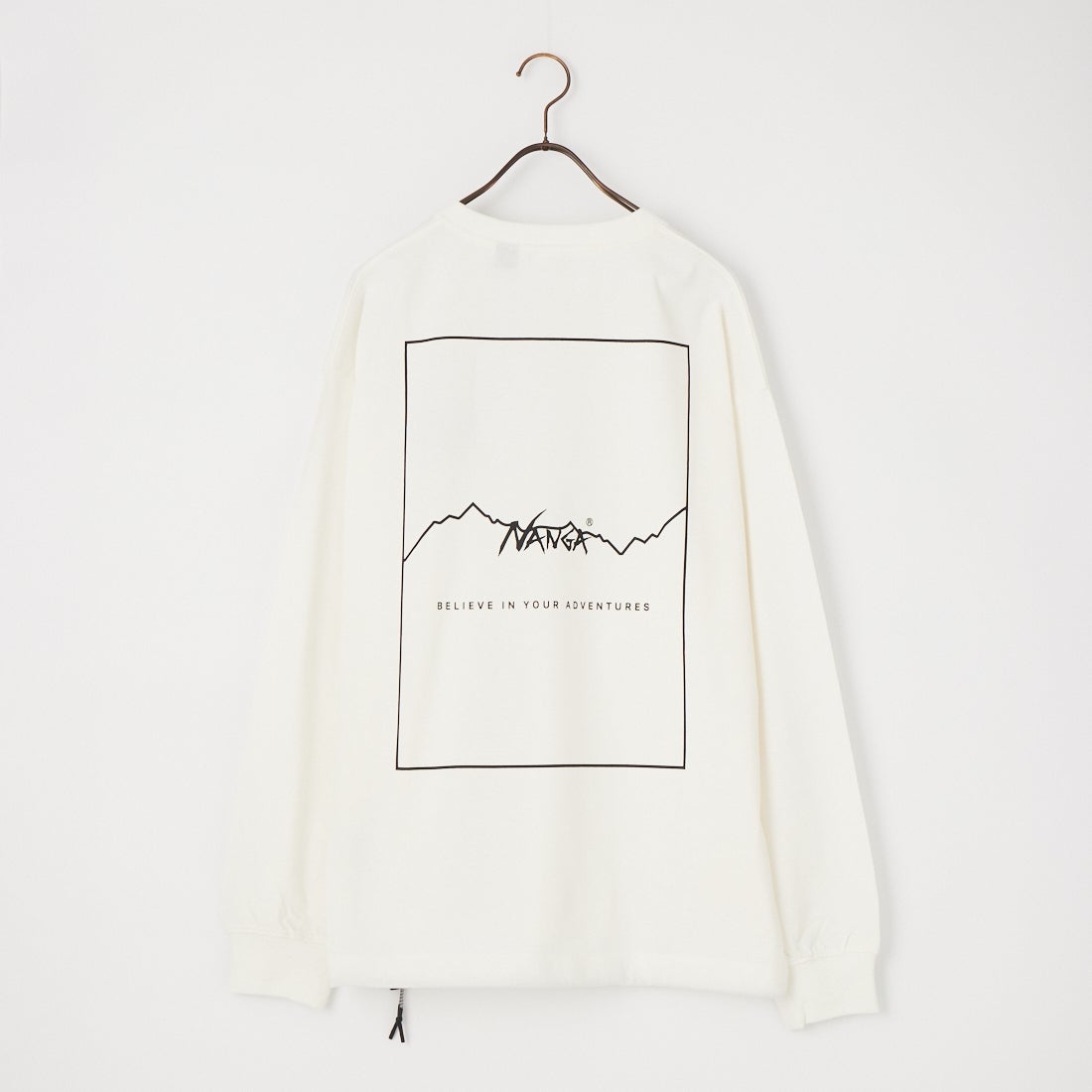 JEANSFACTORY × NANGA [ジーンズファクトリー × ナンガ] 別注 ドローコード付き バックプリントロングスリーブTシャツ [NW2602-JF] WHITE