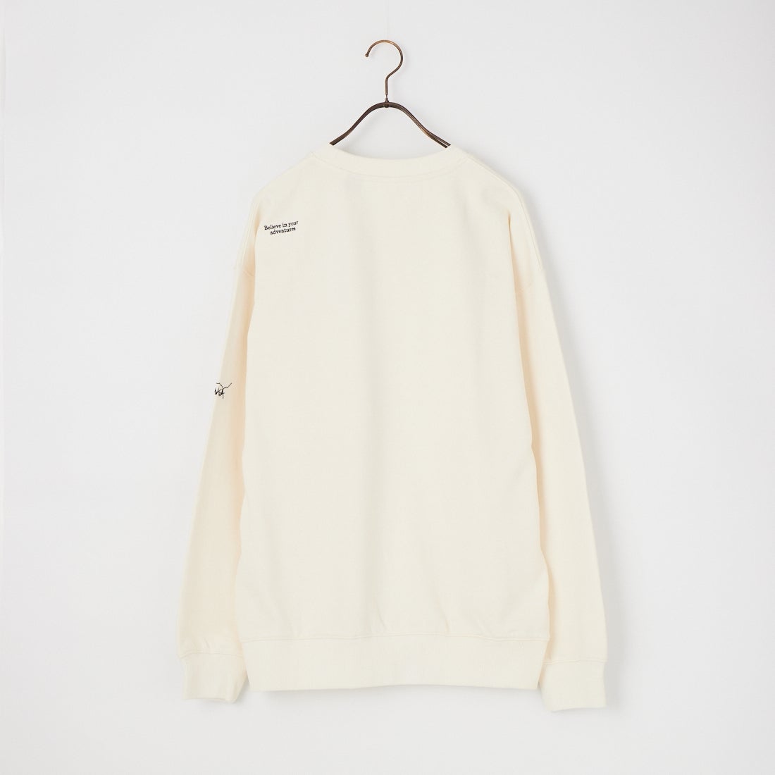 JEANSFACTORY × NANGA [ジーンズファクトリー × ナンガ] 別注 ジップポケット ロゴ刺繍スウェット [NW2603-JF] WHITE