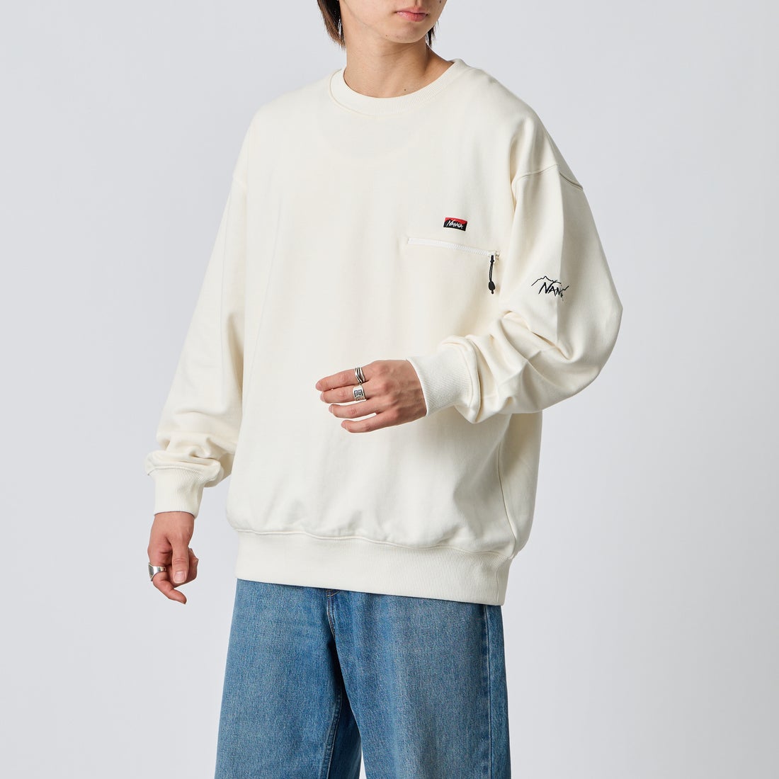 WHITE&&モデル身長：177cm 着用サイズ：L&&