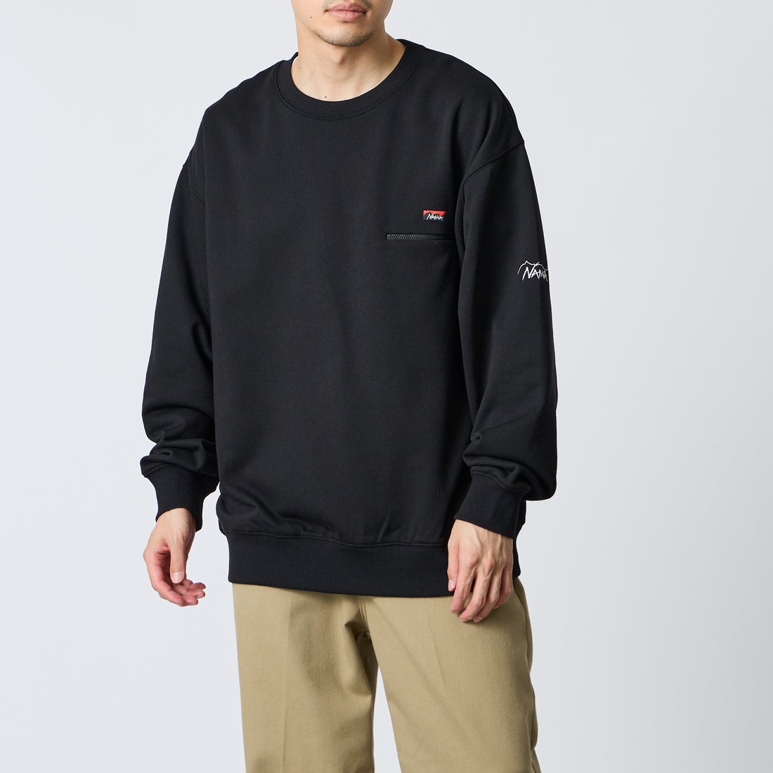 BLACK&&モデル身長：168cm 着用サイズ：L&&
