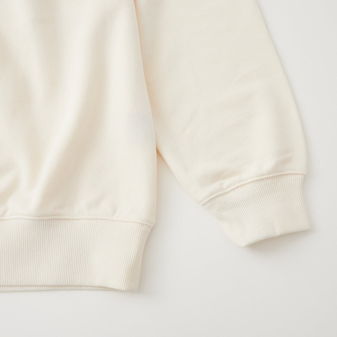 JEANSFACTORY × NANGA [ジーンズファクトリー × ナンガ] 別注 ジップポケット ロゴ刺繍スウェット [NW2603-JF] WHITE