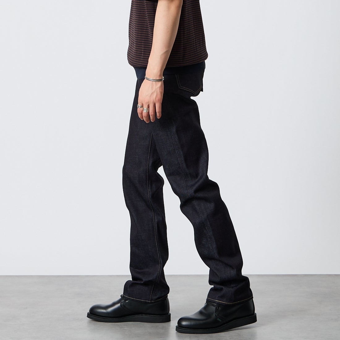 MOMOTARO JEANS [モモタロウ ジーンズ] 500 14.7ozスタンダード ナローストレートデニム [MMJZ0500] ID &&モデル身長：177cm 着用サイズ：28&&