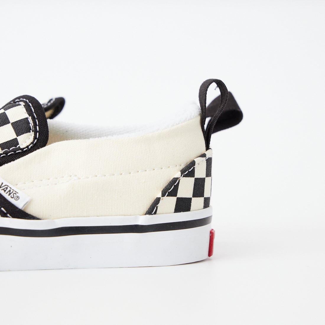 VANS [バンズ] トドラー クラシックスリッポン V [VN0A34885GX] BLK/WHITE