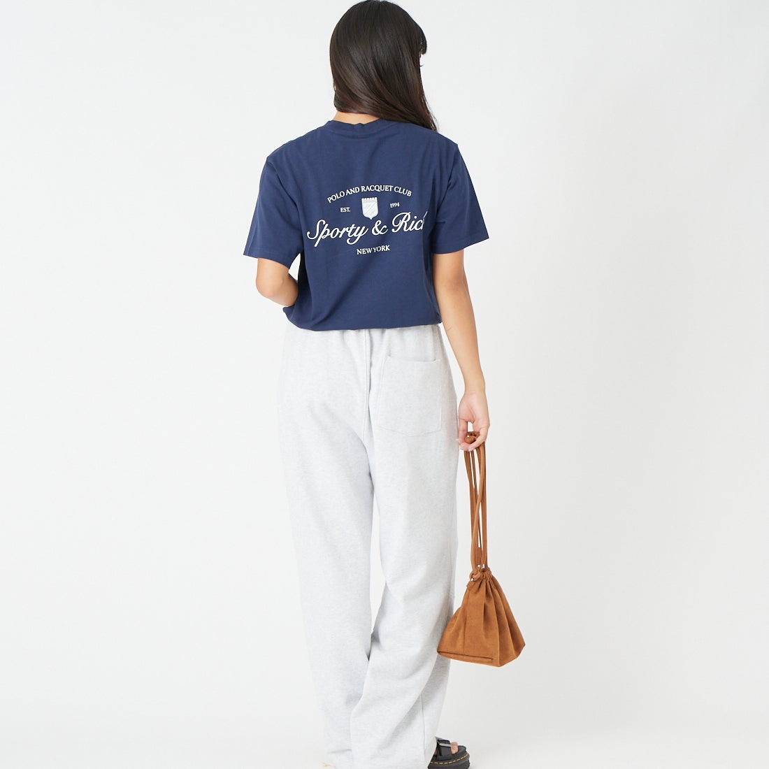 Sporty&Rich [スポーティアンドリッチ] シラキュース NYロゴTシャツ [SR04TO1197-5325] D.NVY WHT &&モデル身長：162cm 着用サイズ：S&&