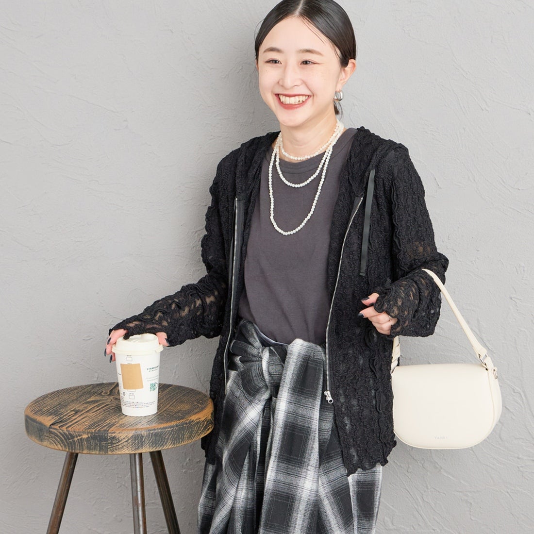 09 BLACK&&モデル身長：150cm 着用サイズ：F&&