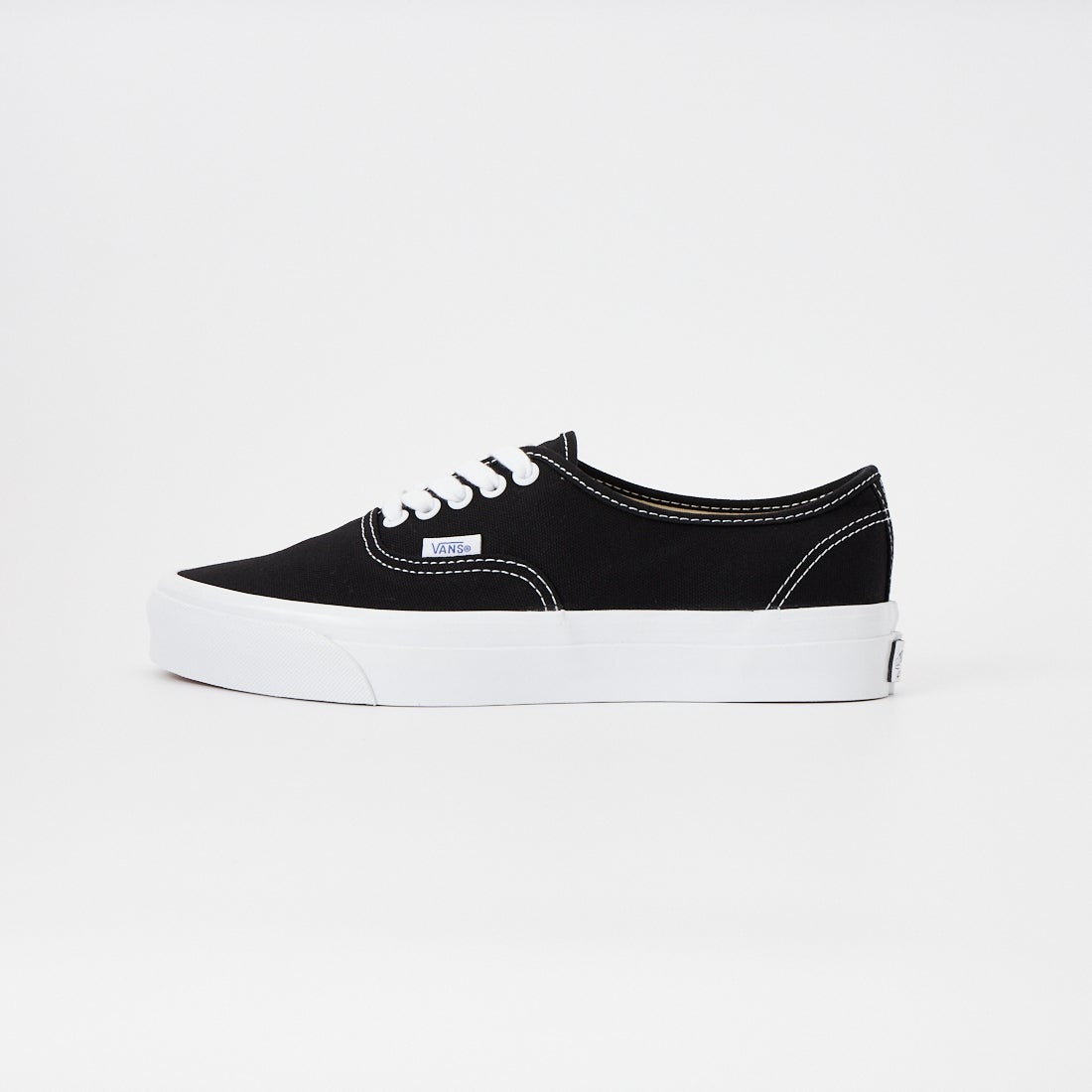 LX BLK/WHT