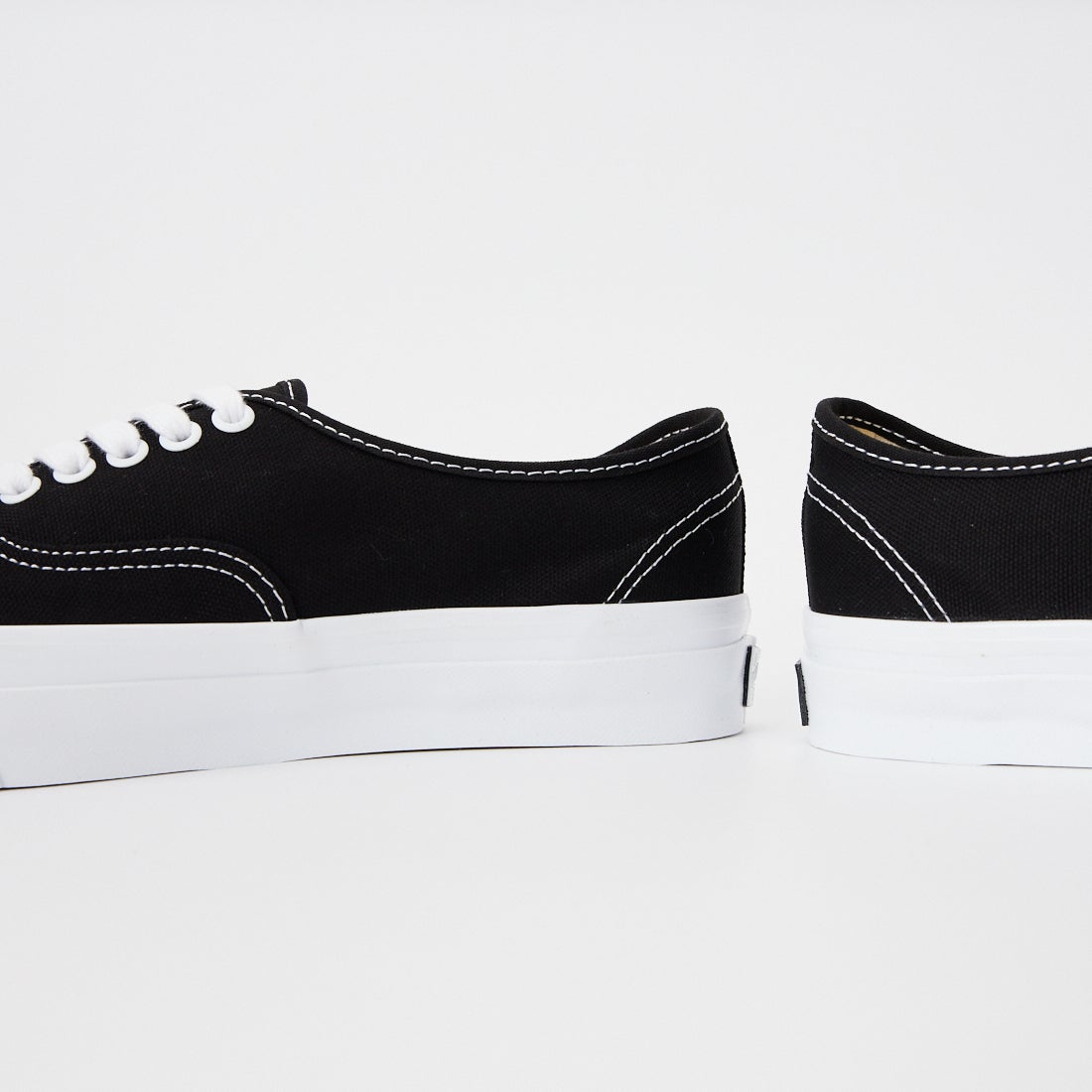 VANS [バンズ] PREMIUM オーセンティック [VN000CQABA2] LX BLK/WHT