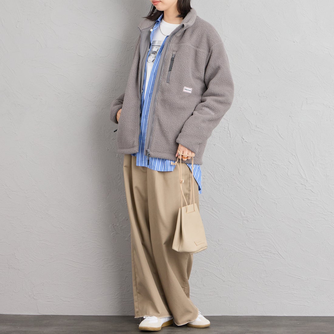Marmot [マーモット] 別注 ATT ボアフリースジャケット [MTFW26UFL330IN-JF] WARM GRAY &&モデル身長：162cm 着用サイズ：S&&