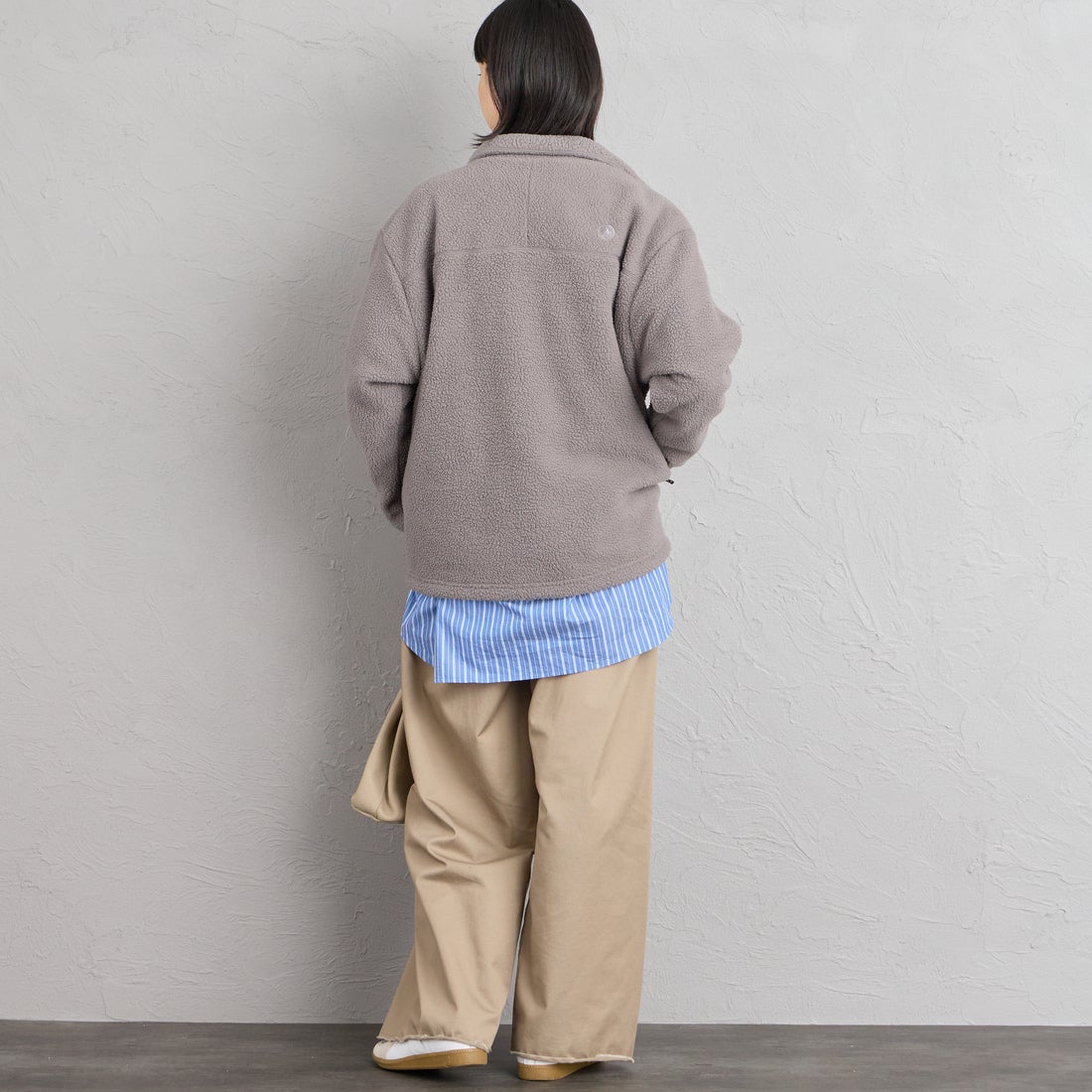 Marmot [マーモット] 別注 ATT ボアフリースジャケット [MTFW26UFL330IN-JF] WARM GRAY &&モデル身長：162cm 着用サイズ：S&&
