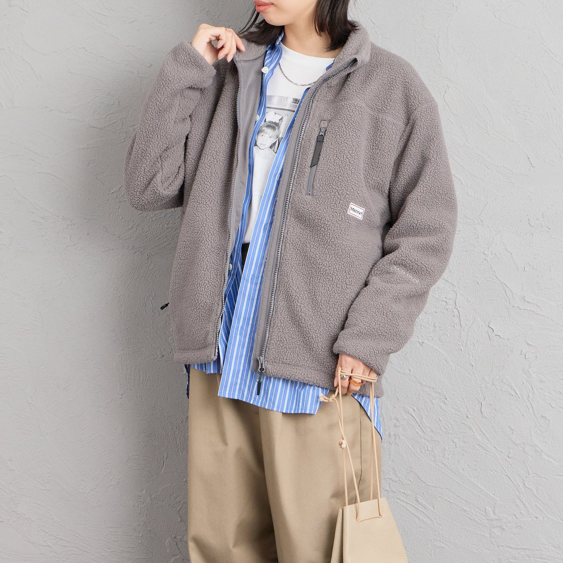 Marmot [マーモット] 別注 ATT ボアフリースジャケット [MTFW26UFL330IN-JF] WARM GRAY &&モデル身長：162cm 着用サイズ：S&&
