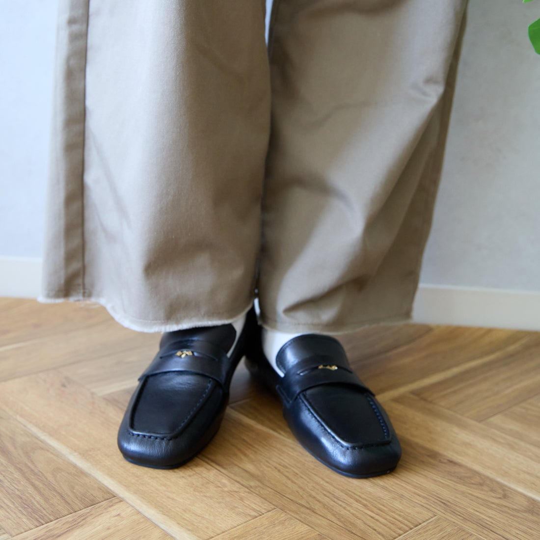 MOHI [モヒ] 別注 ルーシュ レザーコインローファー [8-116-8-SE-JF] BLACK