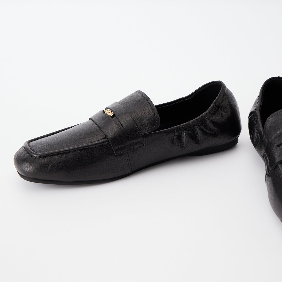 MOHI [モヒ] 別注 ルーシュ レザーコインローファー [8-116-8-SE-JF] BLACK