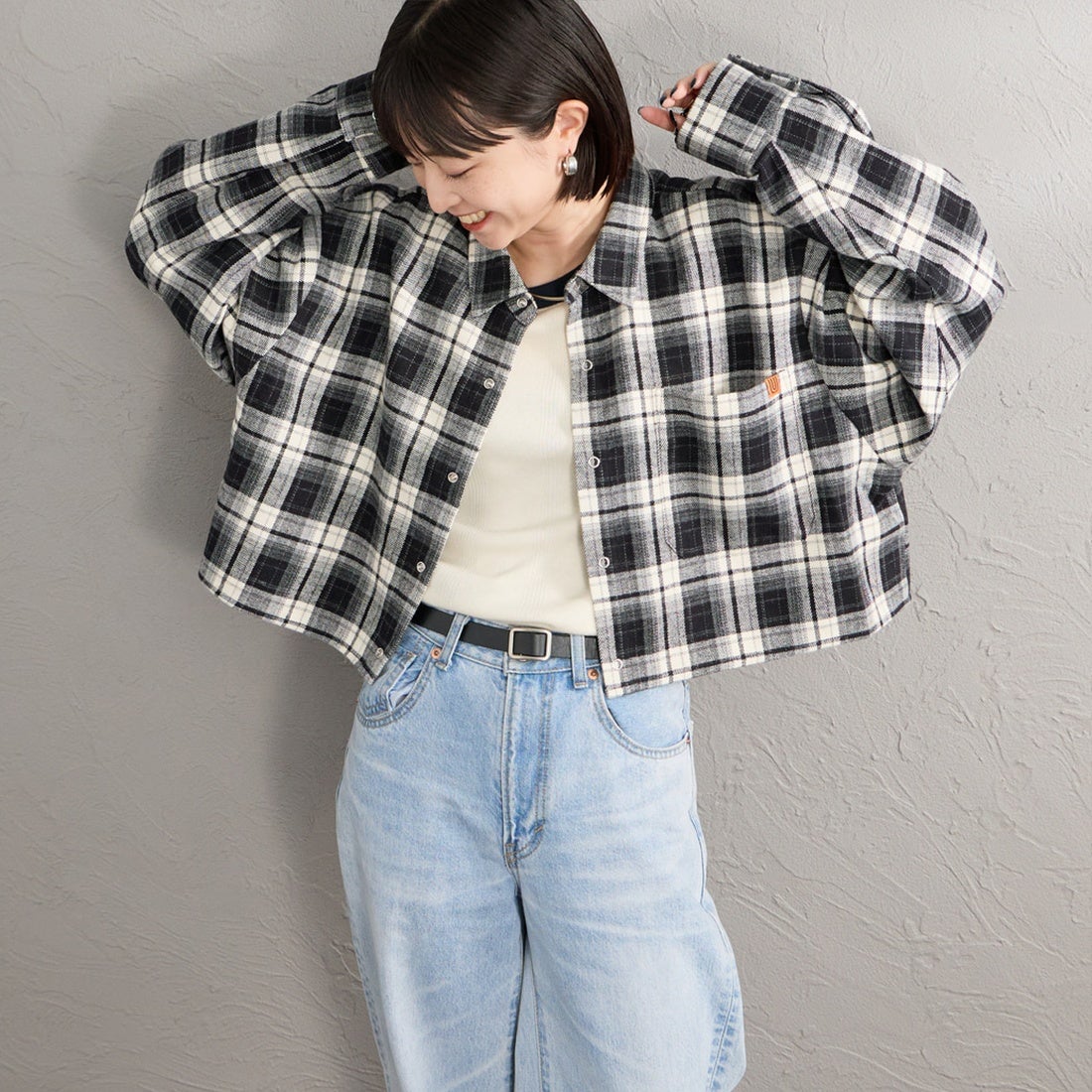 BLACK&&モデル身長：150cm 着用サイズ：F&&