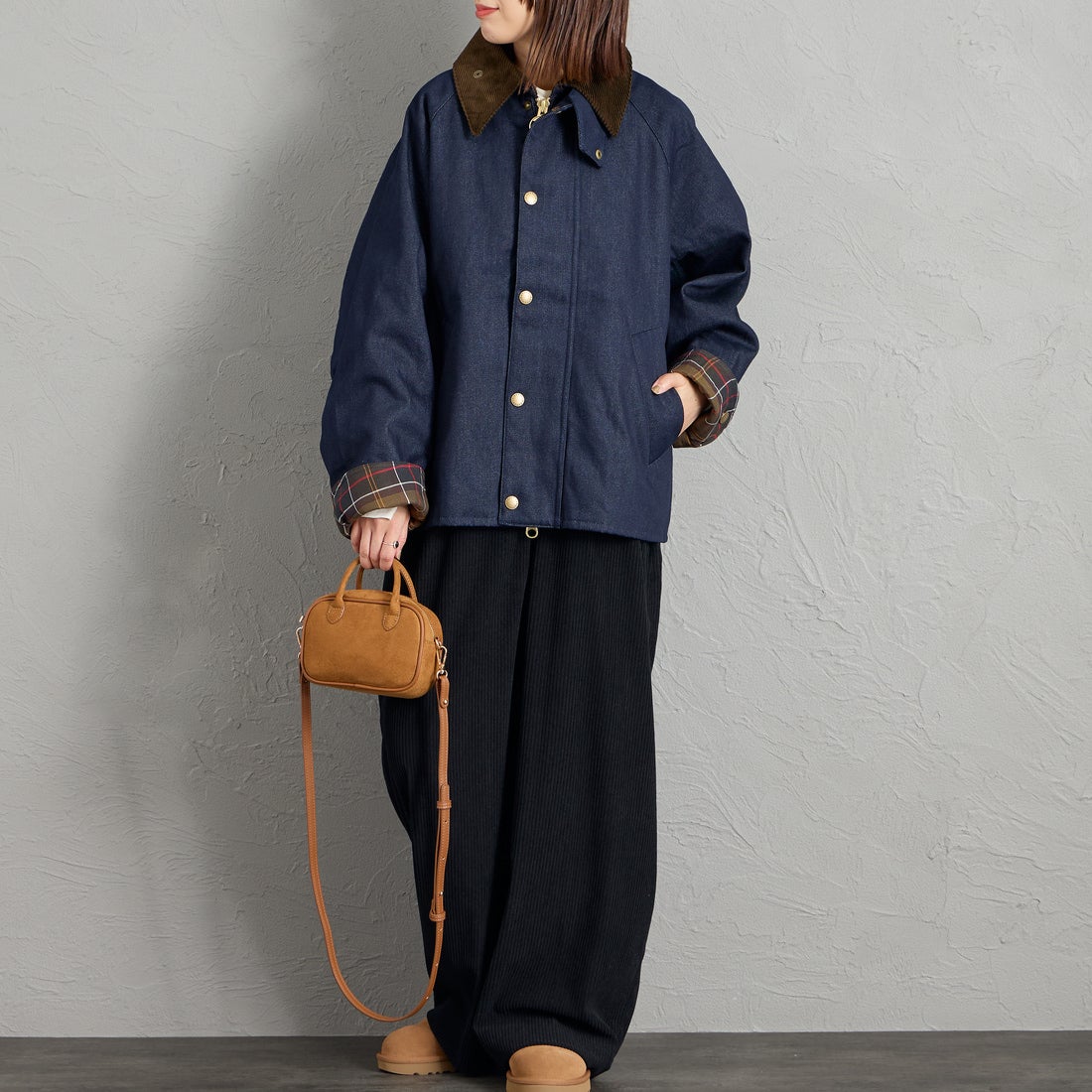 Barbour [バブアー] 別注 TRANSPORT 中綿入りトランスポートデニムジャケット [262MCAS246-JF] BLUE &&モデル身長：159cm 着用サイズ：36&&