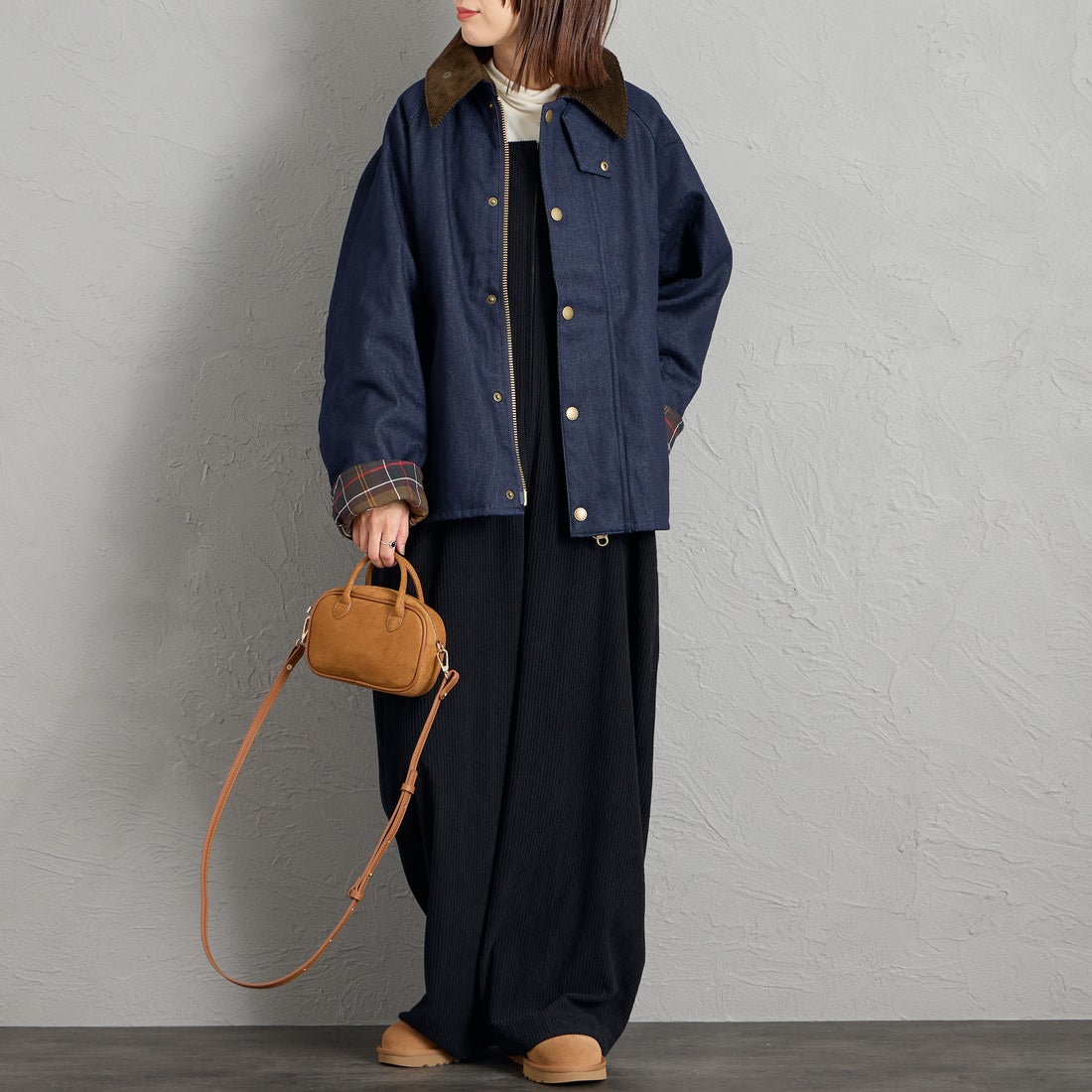 Barbour [バブアー] 別注 TRANSPORT 中綿入りトランスポートデニムジャケット [262MCAS246-JF] BLUE &&モデル身長：159cm 着用サイズ：36&&