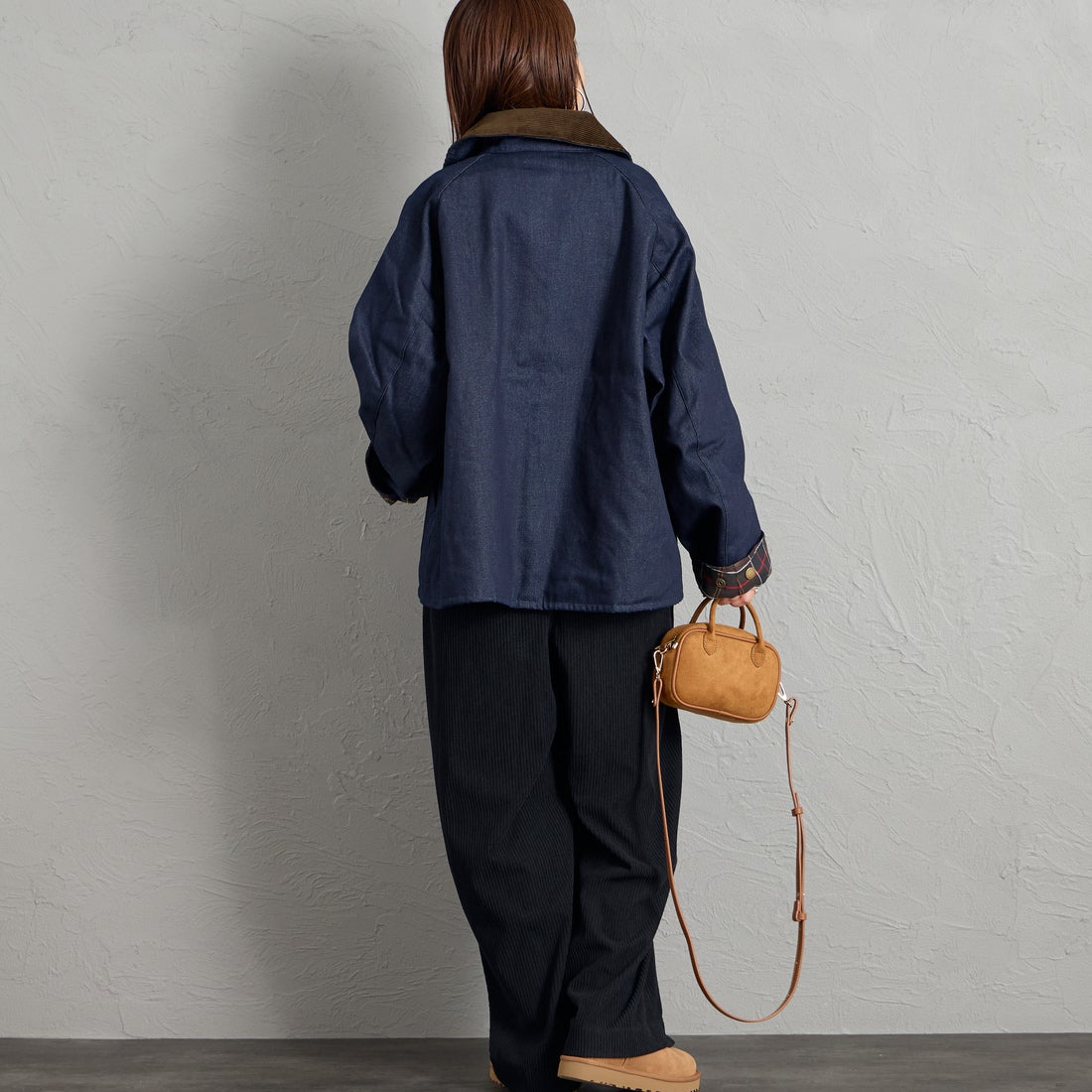 Barbour [バブアー] 別注 TRANSPORT 中綿入りトランスポートデニムジャケット [262MCAS246-JF] BLUE &&モデル身長：159cm 着用サイズ：36&&