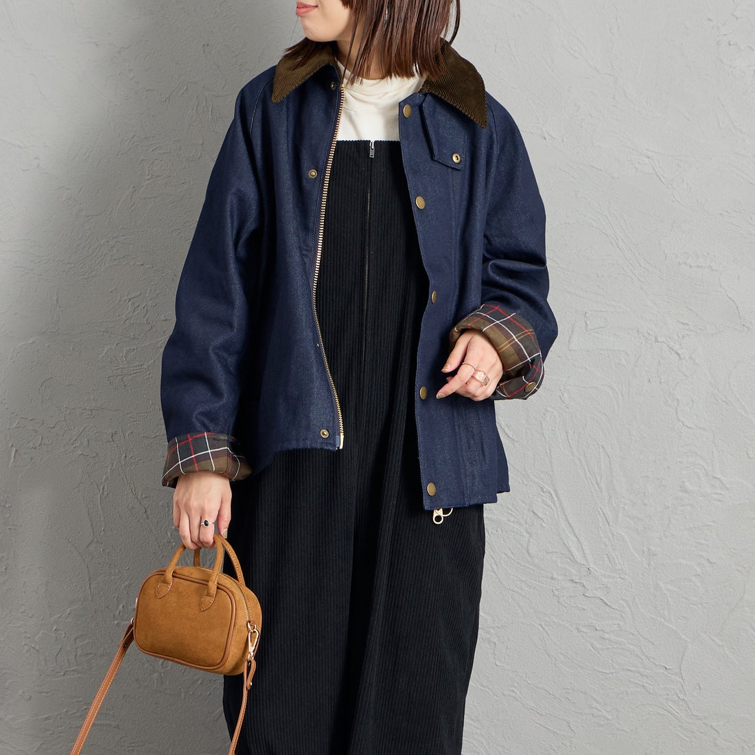 Barbour [バブアー] 別注 TRANSPORT 中綿入りトランスポートデニムジャケット [262MCAS246-JF] BLUE &&モデル身長：159cm 着用サイズ：34&&