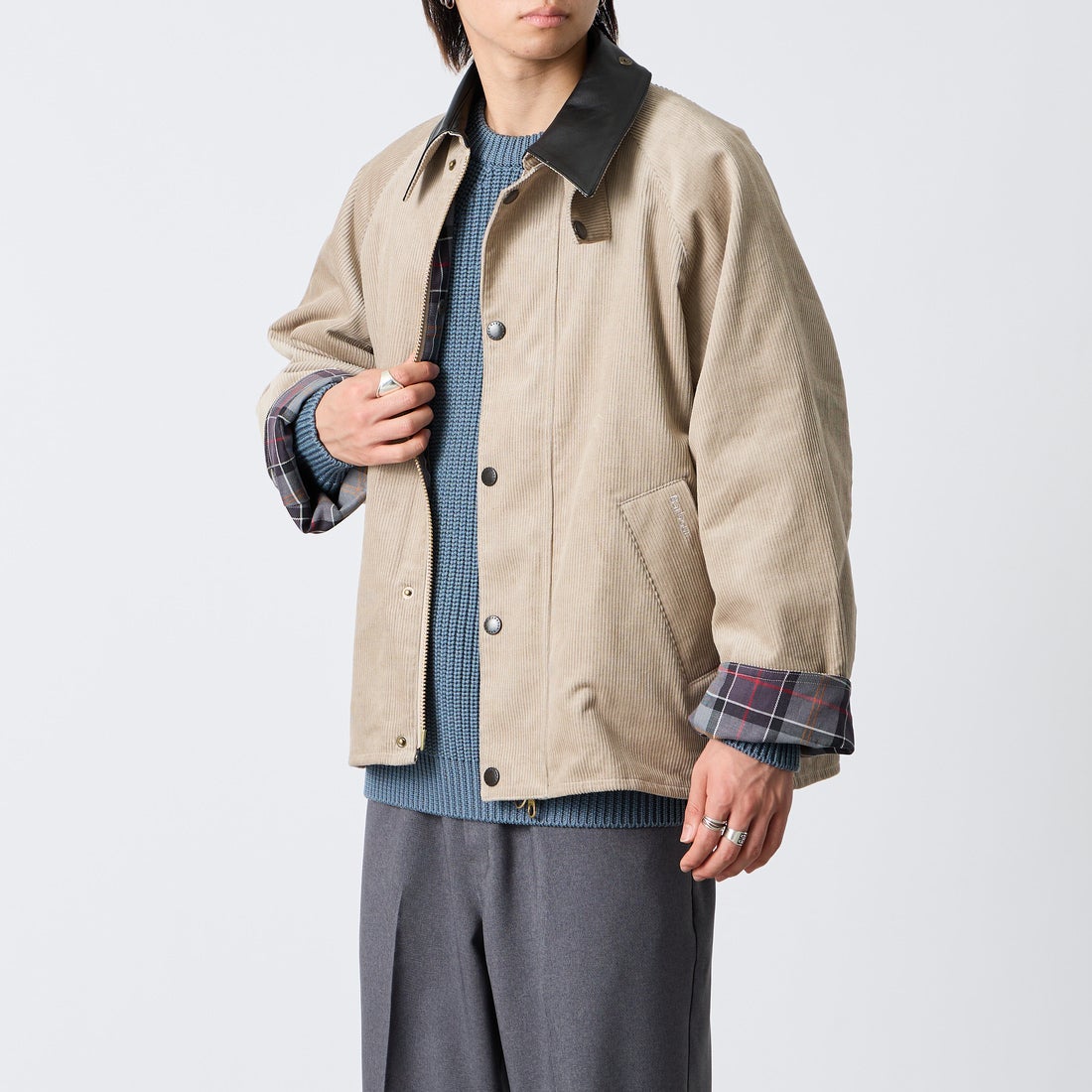 Barbour [バブアー] 別注 TRANSPORT トランスポートコーデュロイジャケット [262MCAS247-JF] GREIGE &&モデル身長：177cm 着用サイズ：38&&
