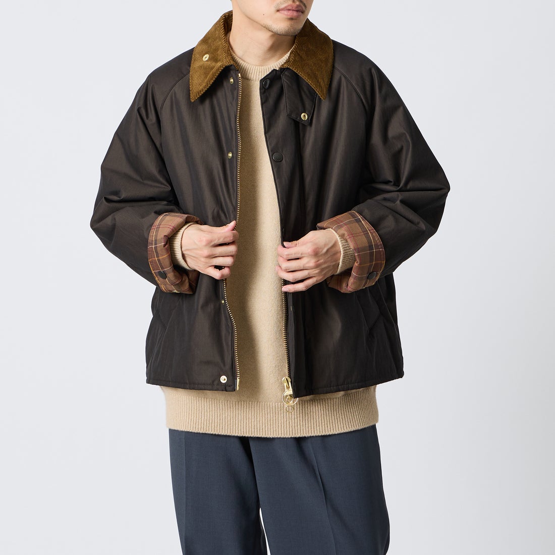 Barbour [バブアー] 別注 TRANSPORT 中綿入りトランスポートジャケット [262MCAS249-JF] BROWN &&モデル身長：168cm 着用サイズ：38&&