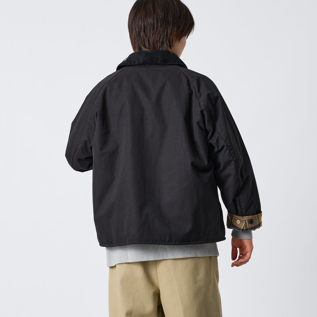 Barbour [バブアー] 別注 TRANSPORT 中綿入りトランスポートジャケット [262MCAS249-JF] BLACK &&モデル身長：177cm 着用サイズ：38&&