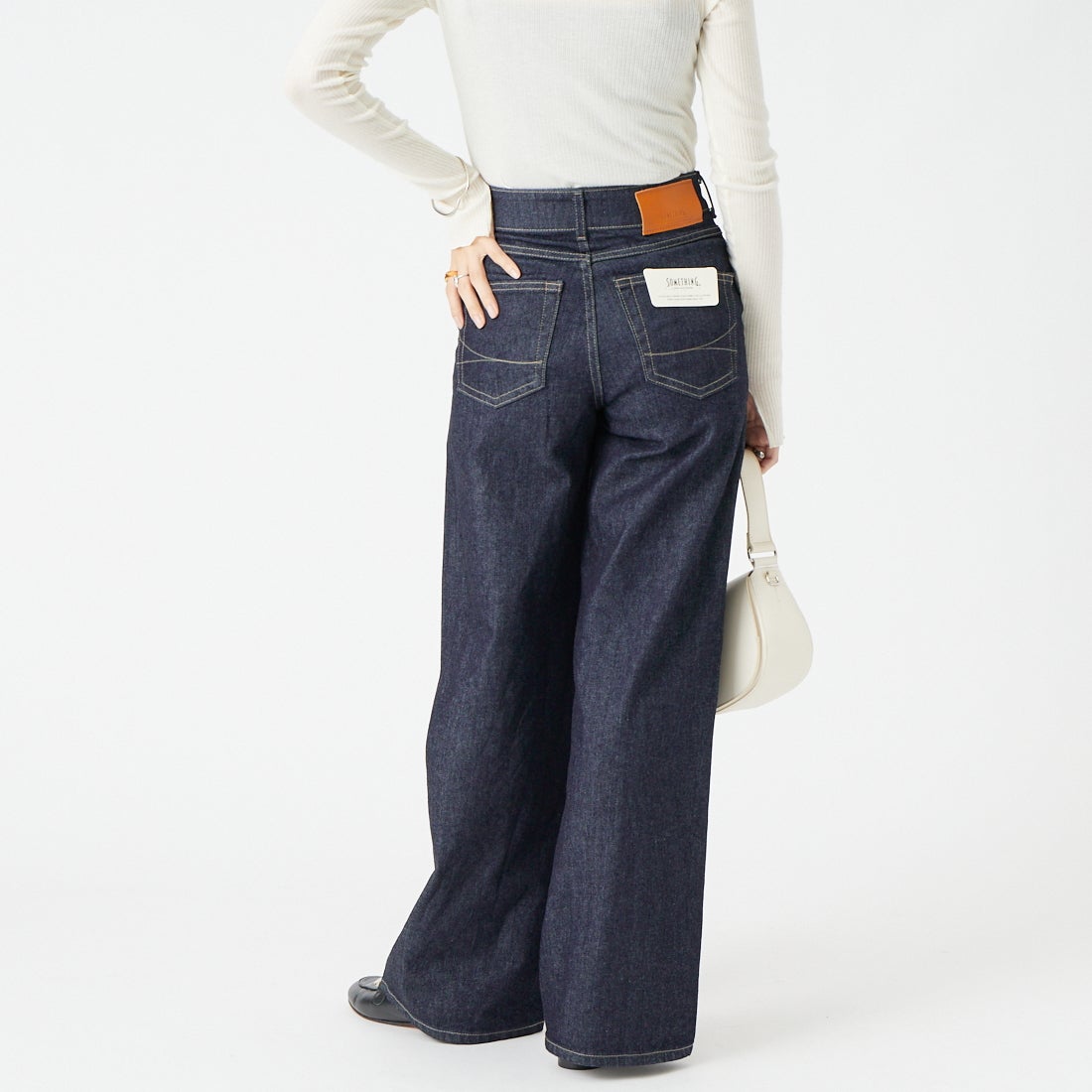 SOMETHING [サムシング] LISA フロントフラップ ワイドデニムパンツ [SEA583] 00 O.W &&モデル身長：162cm 着用サイズ：XS&&