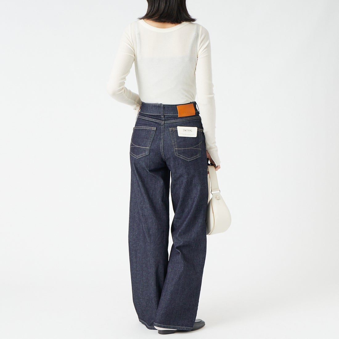 SOMETHING [サムシング] LISA フロントフラップ ワイドデニムパンツ [SEA583] 00 O.W &&モデル身長：162cm 着用サイズ：XS&&