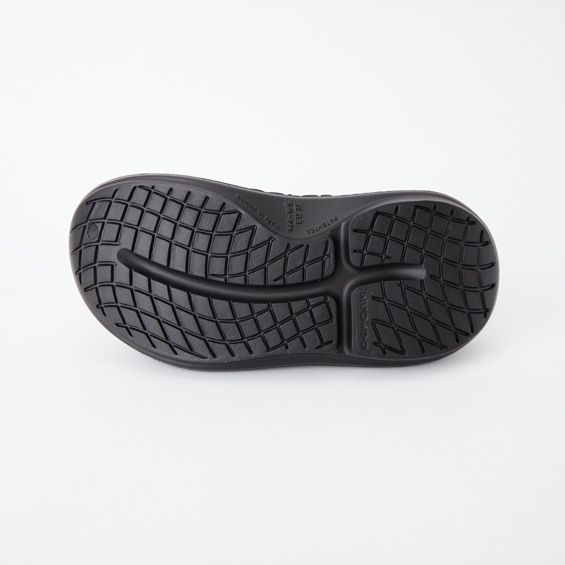 OOFOS [ウーフォス] ウーヤー [OOYEA] BLACK