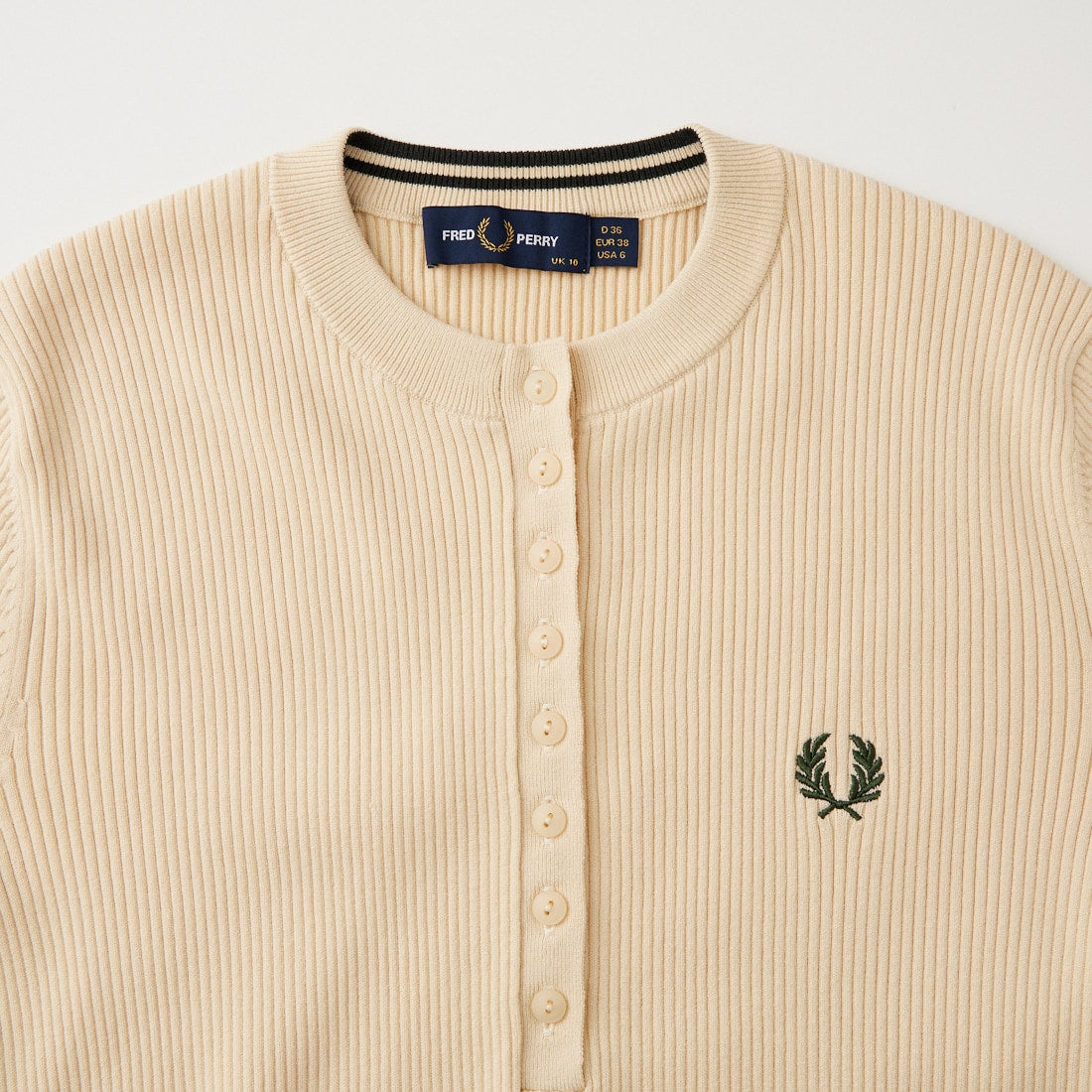 FRED PERRY [フレッドペリー] 別注 ワンポイントロゴ刺繍 ヘンリーネックリブニット [FPW-26A-009-JF] OATMEAL