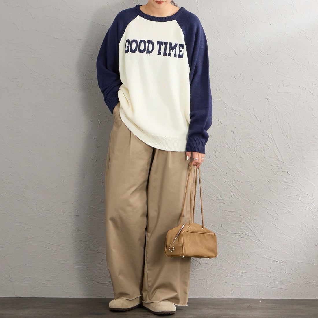LOGAN Knitting Mills [ローガン ニッティング ミルズ] 別注 配色ジャガードラグランニット [LG-26FW29IN-JF] IVORY &&モデル身長：156cm 着用サイズ：F&&