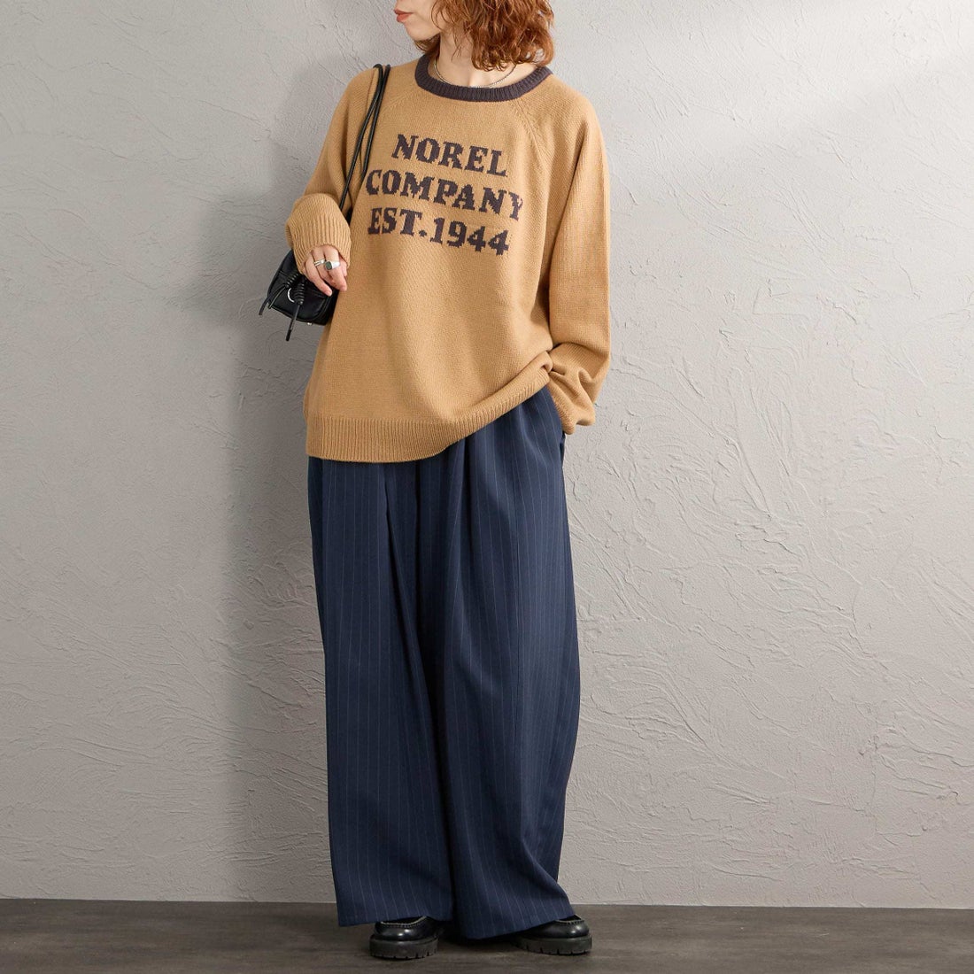 LOGAN Knitting Mills [ローガン ニッティング ミルズ] 別注 配色ジャガードラグランニット [LG-26FW29IN-JF] BEIGE &&モデル身長：158cm 着用サイズ：F&&