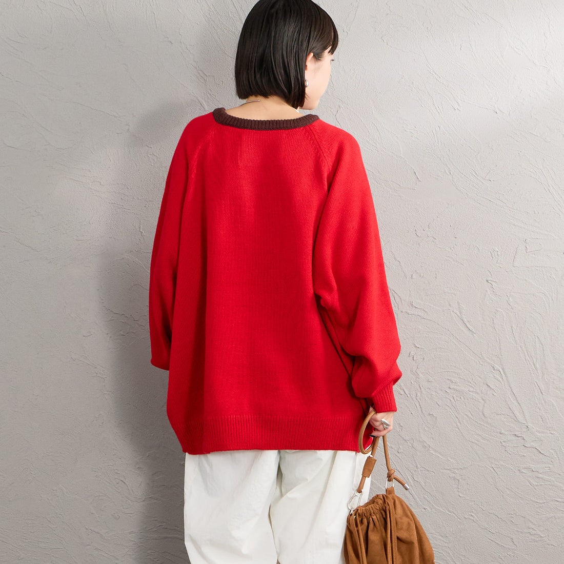 LOGAN Knitting Mills [ローガン ニッティング ミルズ] 別注 配色ジャガードラグランニット [LG-26FW29IN-JF] RED &&モデル身長：150cm 着用サイズ：F&&