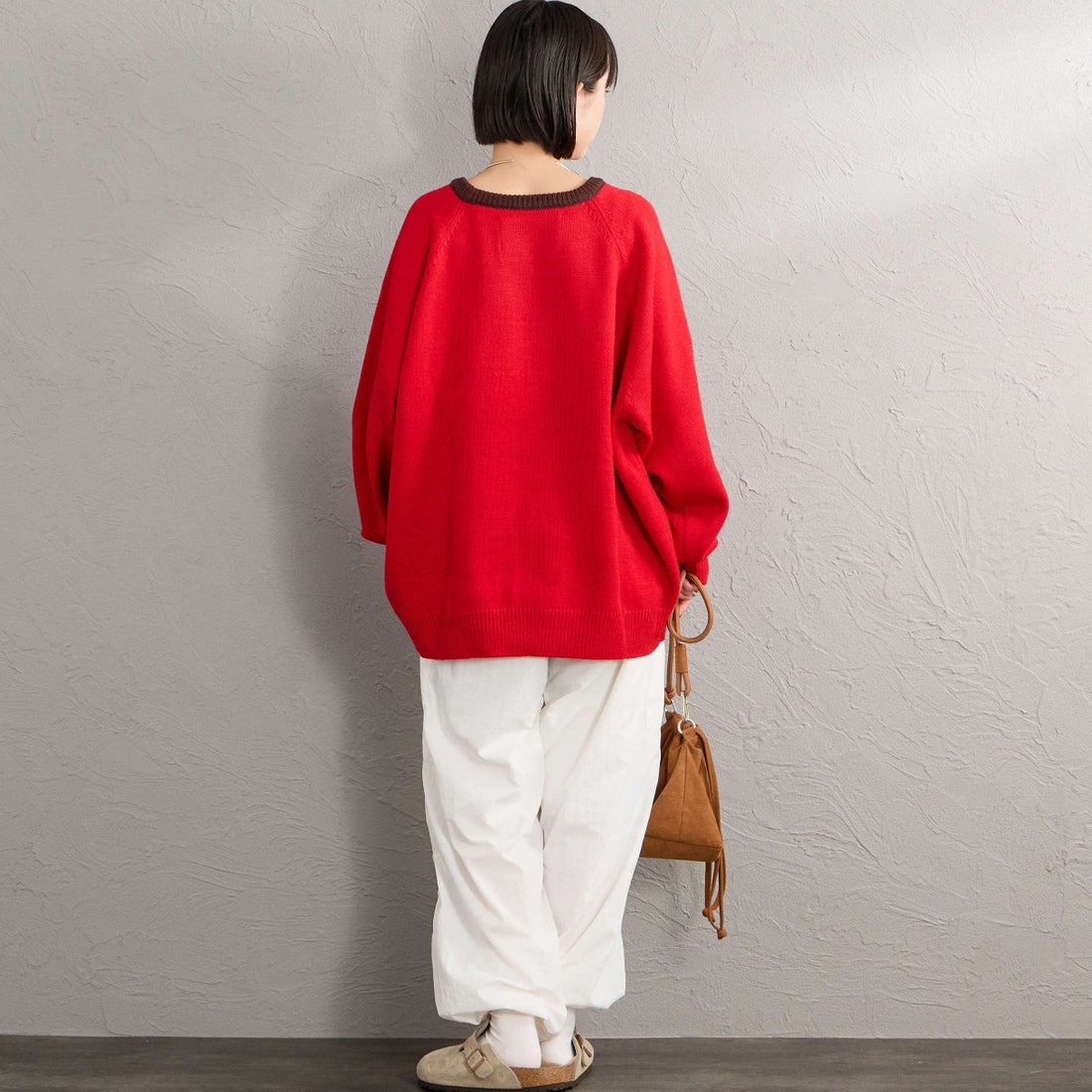 LOGAN Knitting Mills [ローガン ニッティング ミルズ] 別注 配色ジャガードラグランニット [LG-26FW29IN-JF] RED &&モデル身長：150cm 着用サイズ：F&&