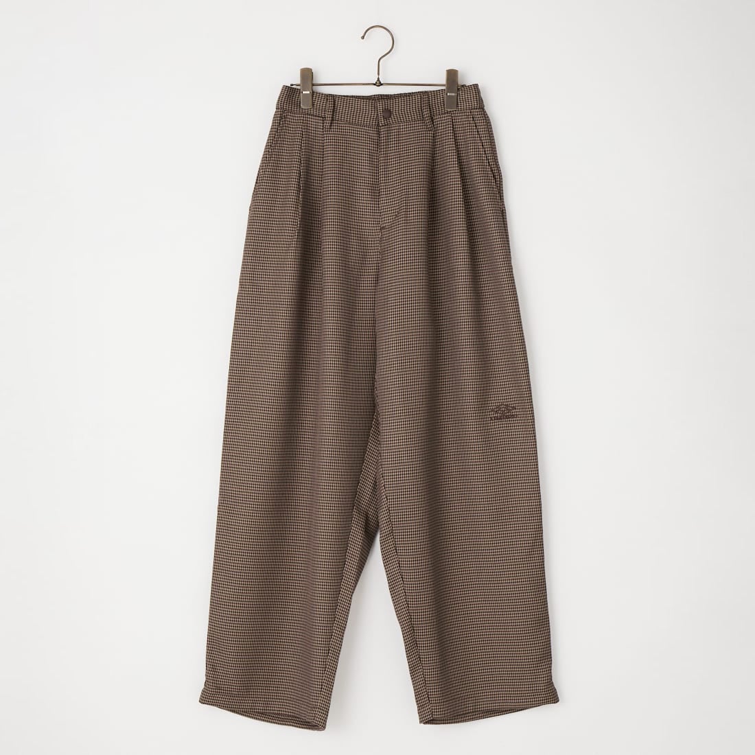 UMBRO [アンブロ] 別注 ワイドトラックパンツ [201NK26AW-PT12-JF] GUN CLUB C