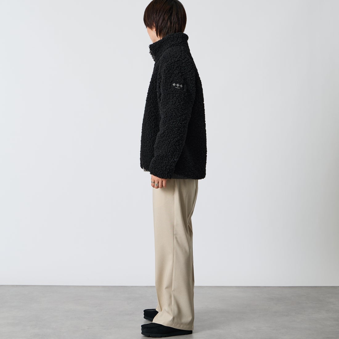 TATRAS [タトラス] 別注 GOLO スタンドカラーボアブルゾン [MCKA1180033968-JF] BLACK &&モデル身長：177cm 着用サイズ：3&&