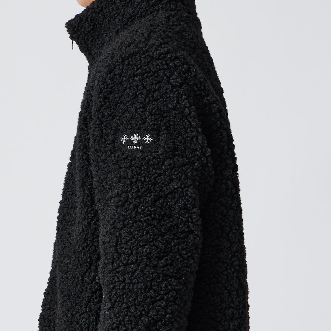 TATRAS [タトラス] 別注 GOLO スタンドカラーボアブルゾン [MCKA1180033968-JF] BLACK &&モデル身長：177cm 着用サイズ：3&&