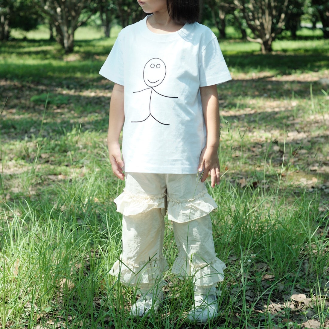 A SCENE [エーシーン] 別注 HIMAA×A SCENE ショートスリーブTシャツ [HM04-005-JF] WHITE A  &&モデル身長：100cm 着用サイズ：110&&